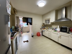 Blk 156 Yung Loh Road (Jurong West), HDB 5 Rooms #216509701